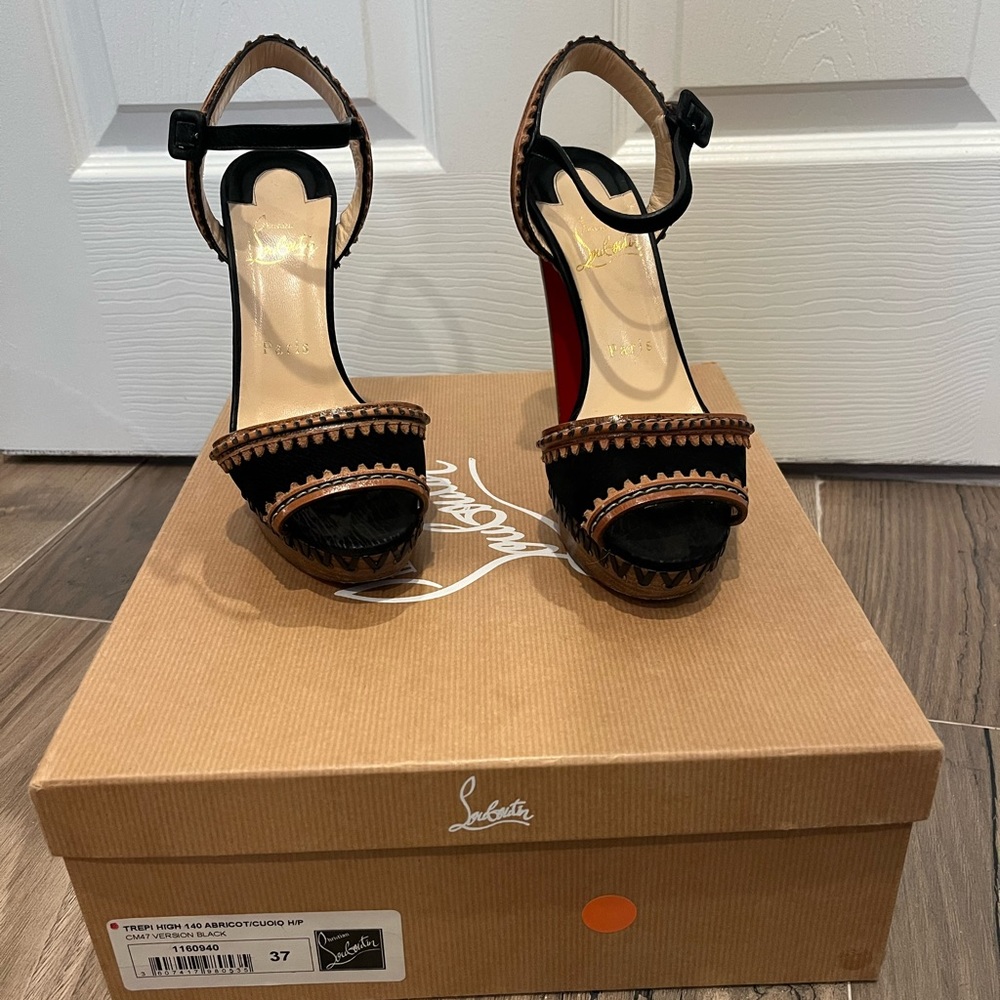 Christian Louboutin size 37. Excellent condition. Worn once. Dust bag included.